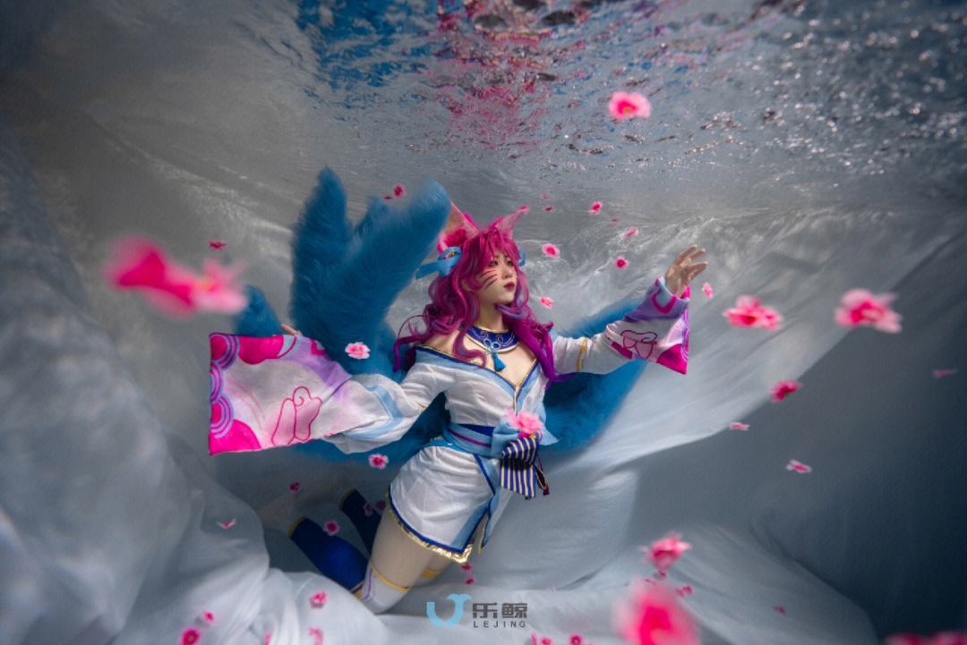 澳客体育官网-DA阿狸cos：这么巧啊，你也来排队接E么