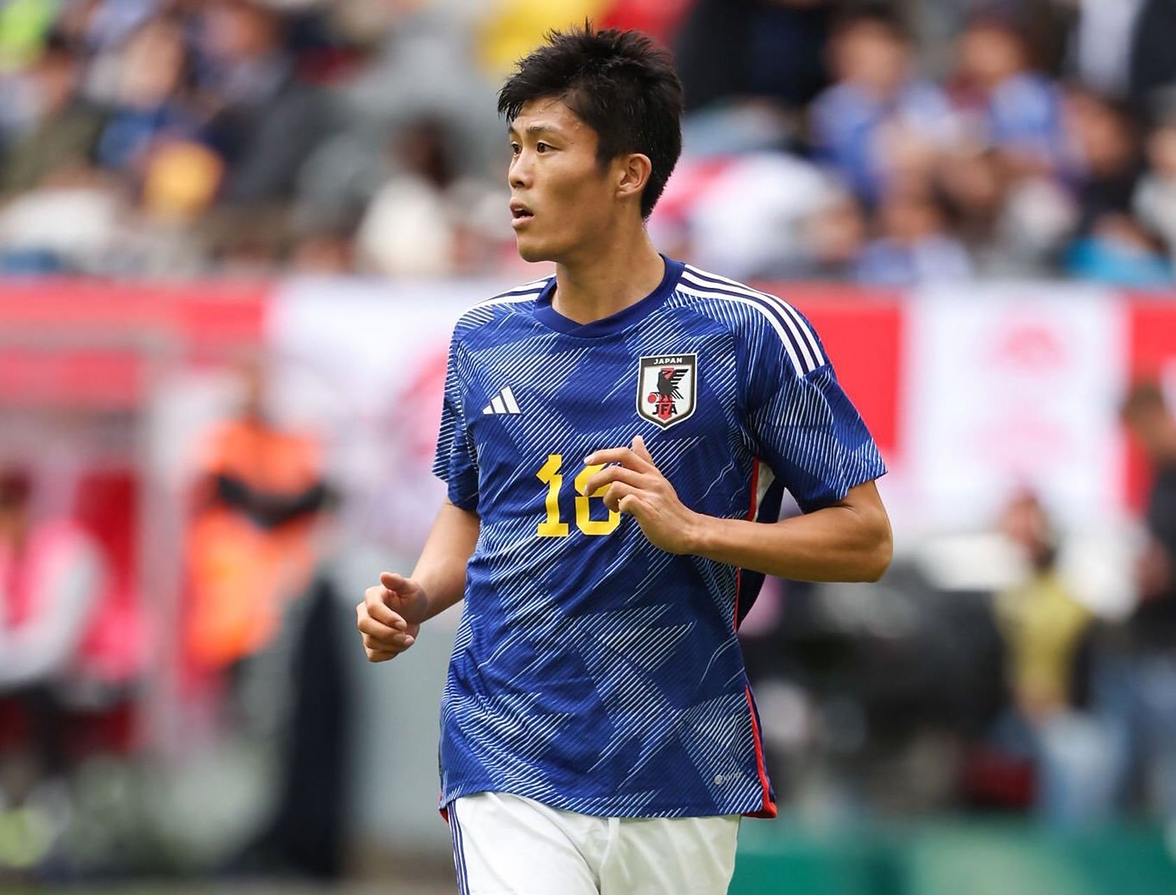 日本冲击世界杯冠军需要富安健洋他要尽快找到下家的简单介绍