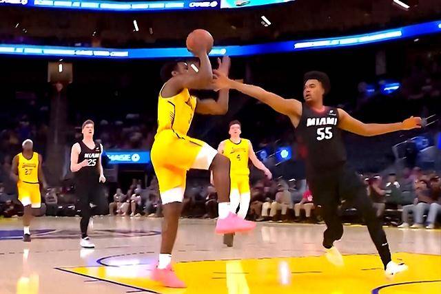 包含NBA夏联-勇士不敌热火广东旧将27+13湖人胜马刺的词条