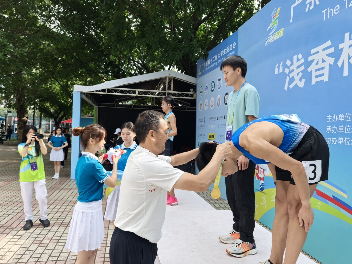 澳客体育app-广东运动员再创辉煌，勇夺金牌的简单介绍